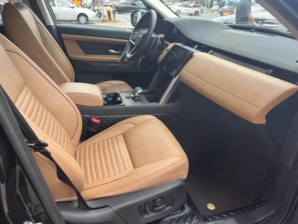 Land Rover Discovery Sport 2024 из CN, фото 4