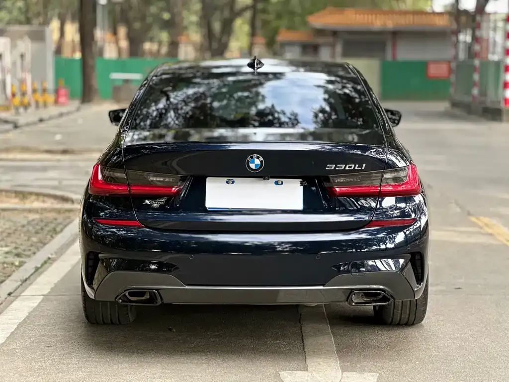 BMW 3 Series 2021 из CN, фото 4