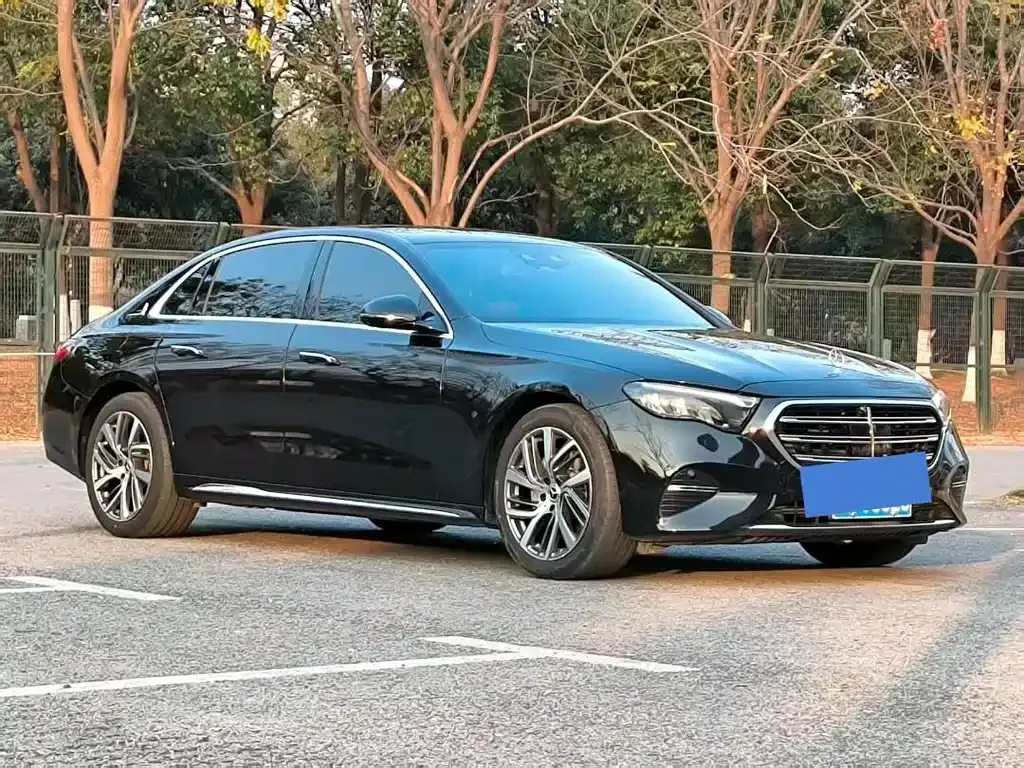 Mercedes-Benz E-Class 2024 из CN, фото 7