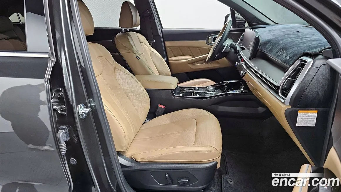 Kia Sorento — фото 6