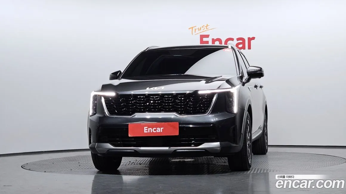 Kia Sorento — фото 5