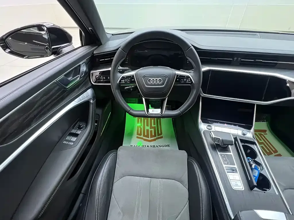 Audi A6L 2024 из CN, фото 4