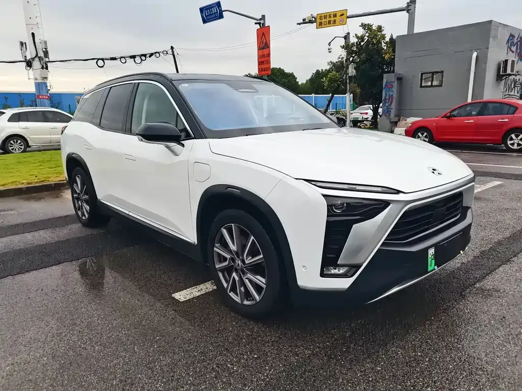 NIO ES8 — фото 3