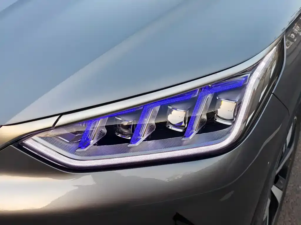BYD PLUS New Energy — фото 2