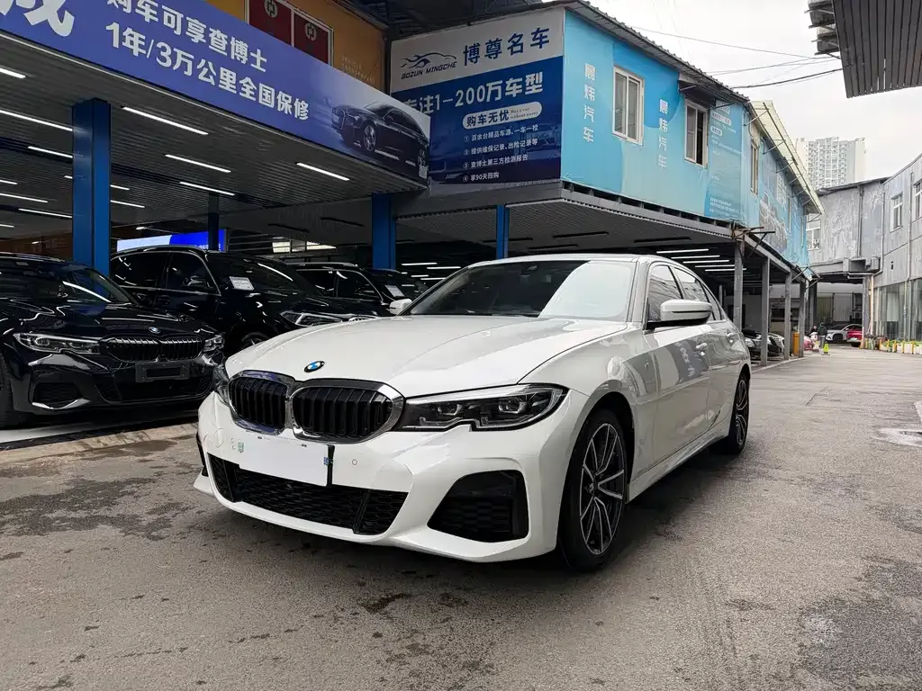 BMW 3 Series 2021 из CN, фото 1