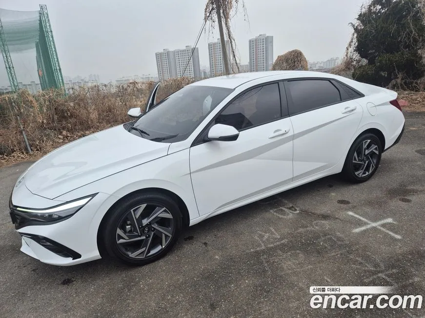 Hyundai AVANTE — фото 2