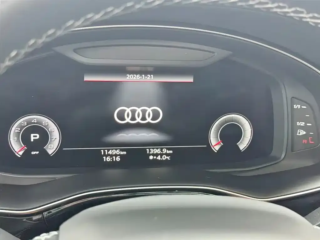 Audi Q7 2024 из CN, фото 3