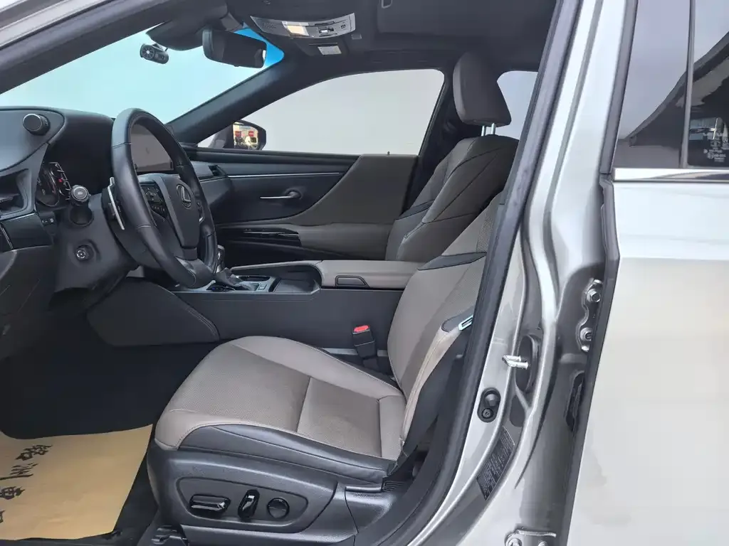 Lexus ES 2023 из CN, фото 7