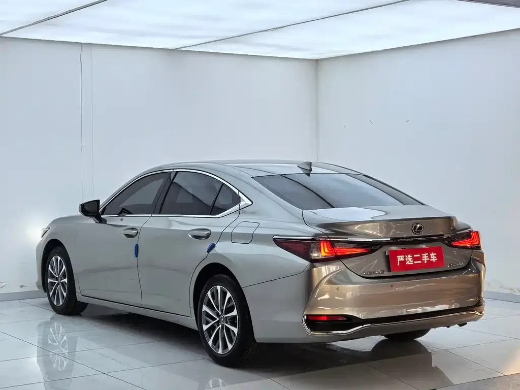 Lexus ES 2023 из CN, фото 6