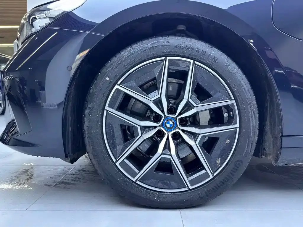 BMW i5 2024 из CN, фото 9