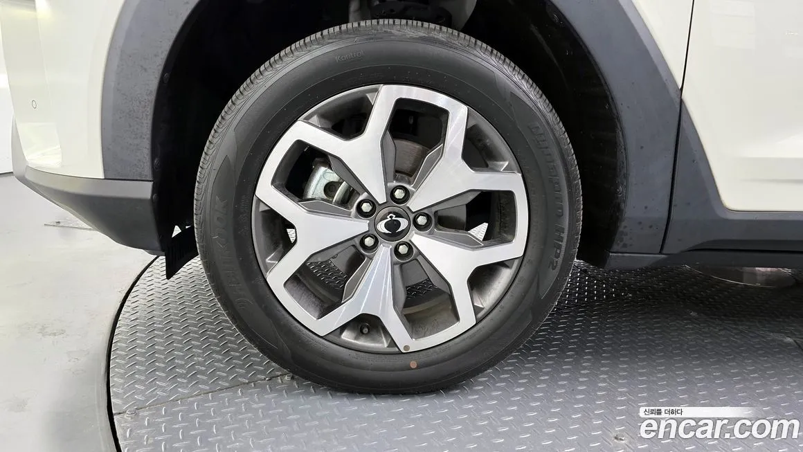 KG Mobility (Ssangyong) Torres — фото 7