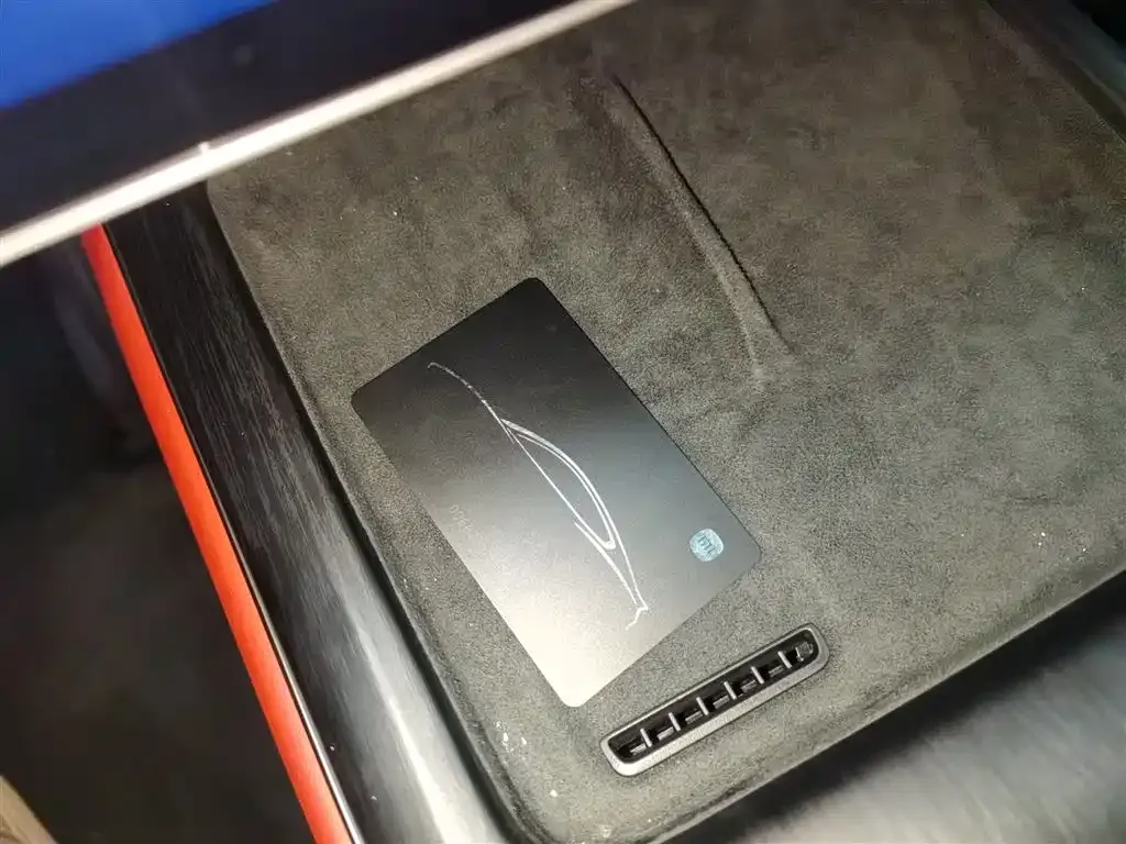 Xiaomi SU7 2025 из CN, фото 5