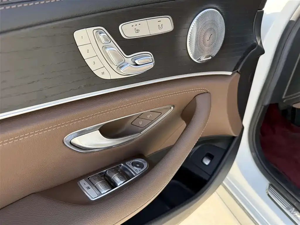 Mercedes-Benz E-Class 2021 из CN, фото 8