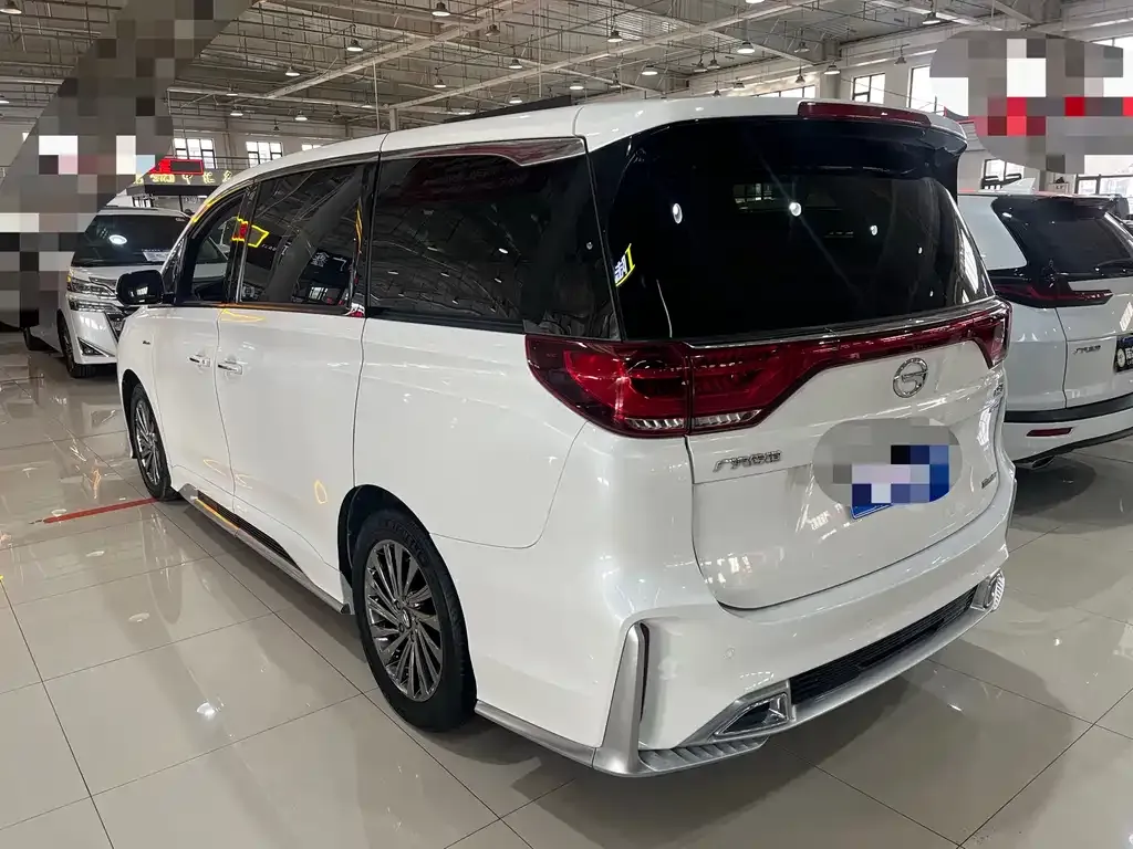 GAC Motor Trumpchi M8 — фото 9