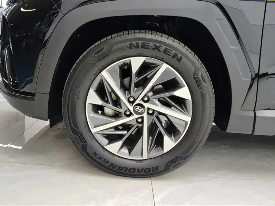 Hyundai Tucson 2023 из CN, фото 10