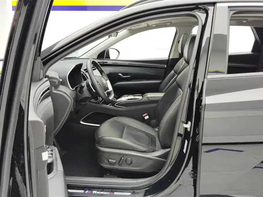 Hyundai Tucson 2023 из CN, фото 4