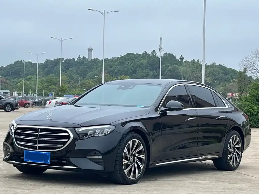 Mercedes-Benz E-Class 2025 из CN, фото 2