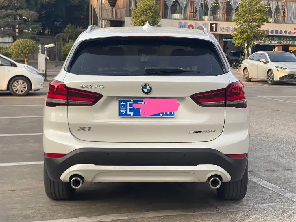 BMW X1 — фото 2