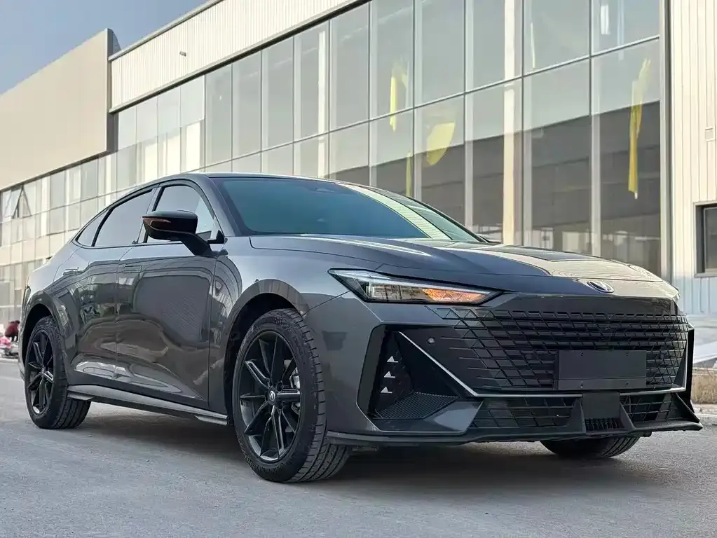 Changan UNI-V 2025 из CN, фото 2