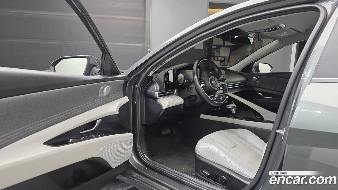 Hyundai AVANTE 2022 из KR, фото 2