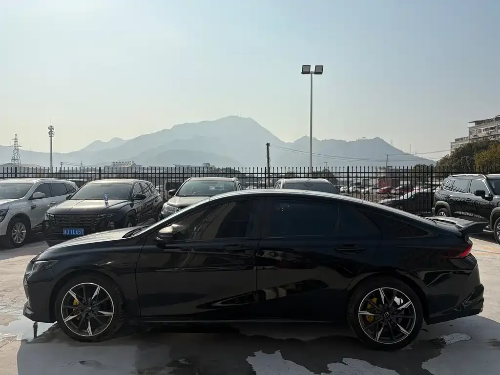 GAC Motor Shadow Leopard — фото 10