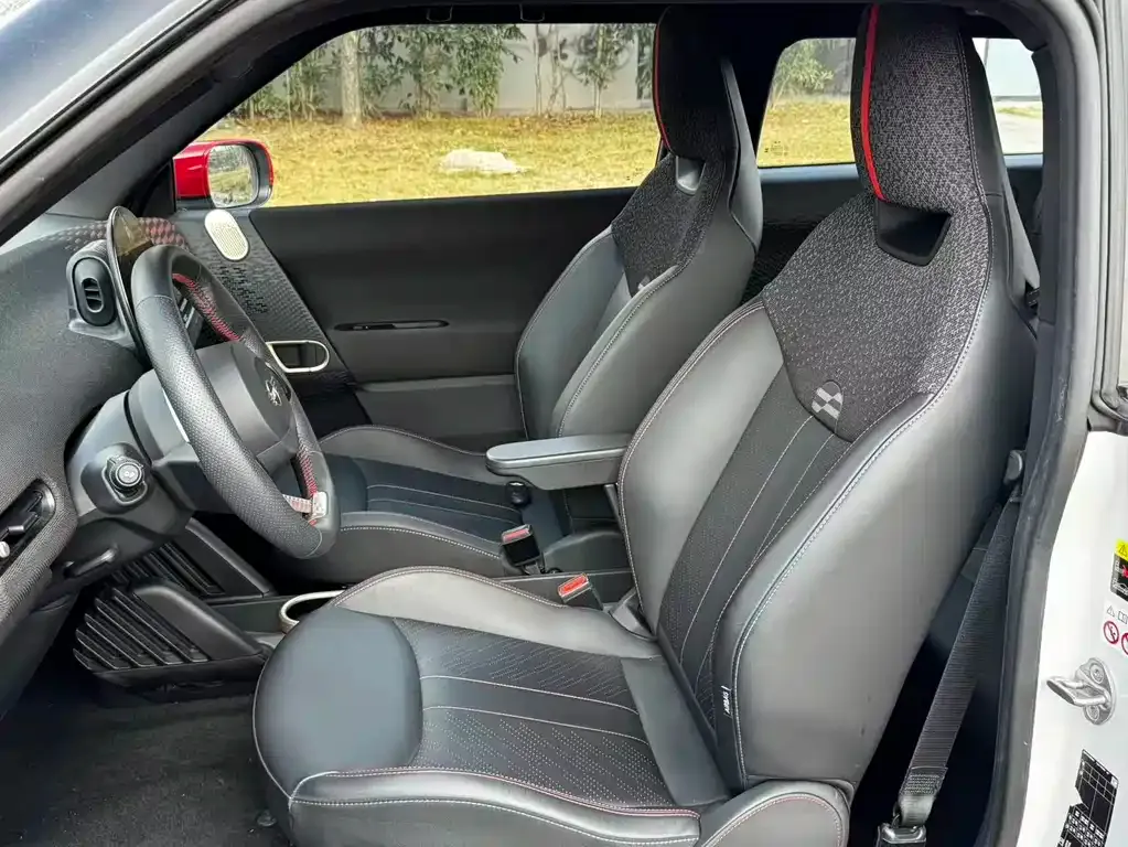 MINI Cooper EV 2024 из CN, фото 2