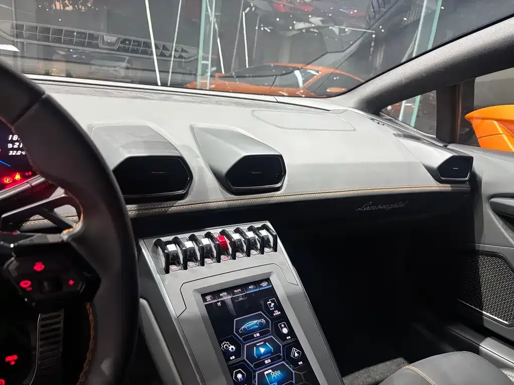 Lamborghini Huracan 2021 из CN, фото 10