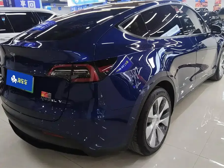Tesla Model Y — фото 9