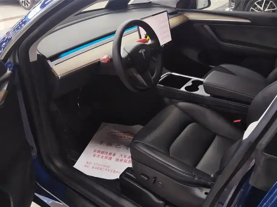 Tesla Model Y — фото 3