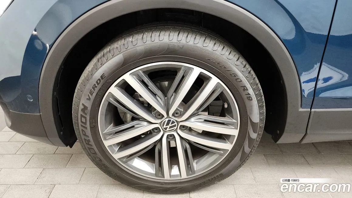 Volkswagen Tiguan 2023 из KR, фото 4