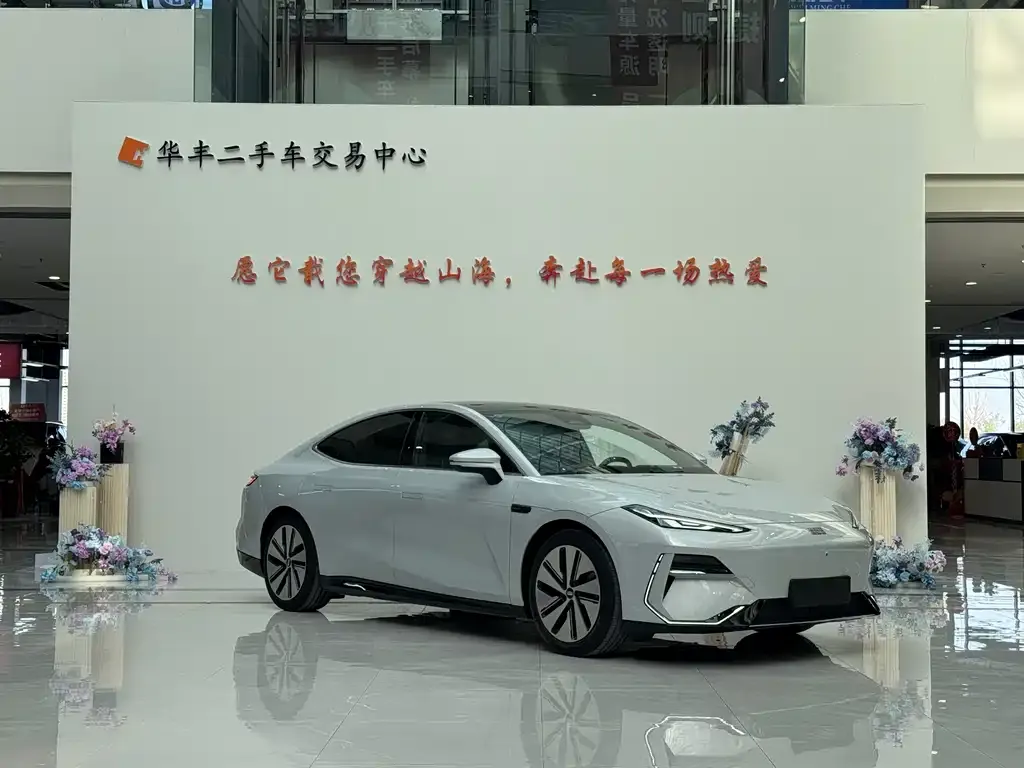 Geely Galaxy E8 2024 из CN, фото 7