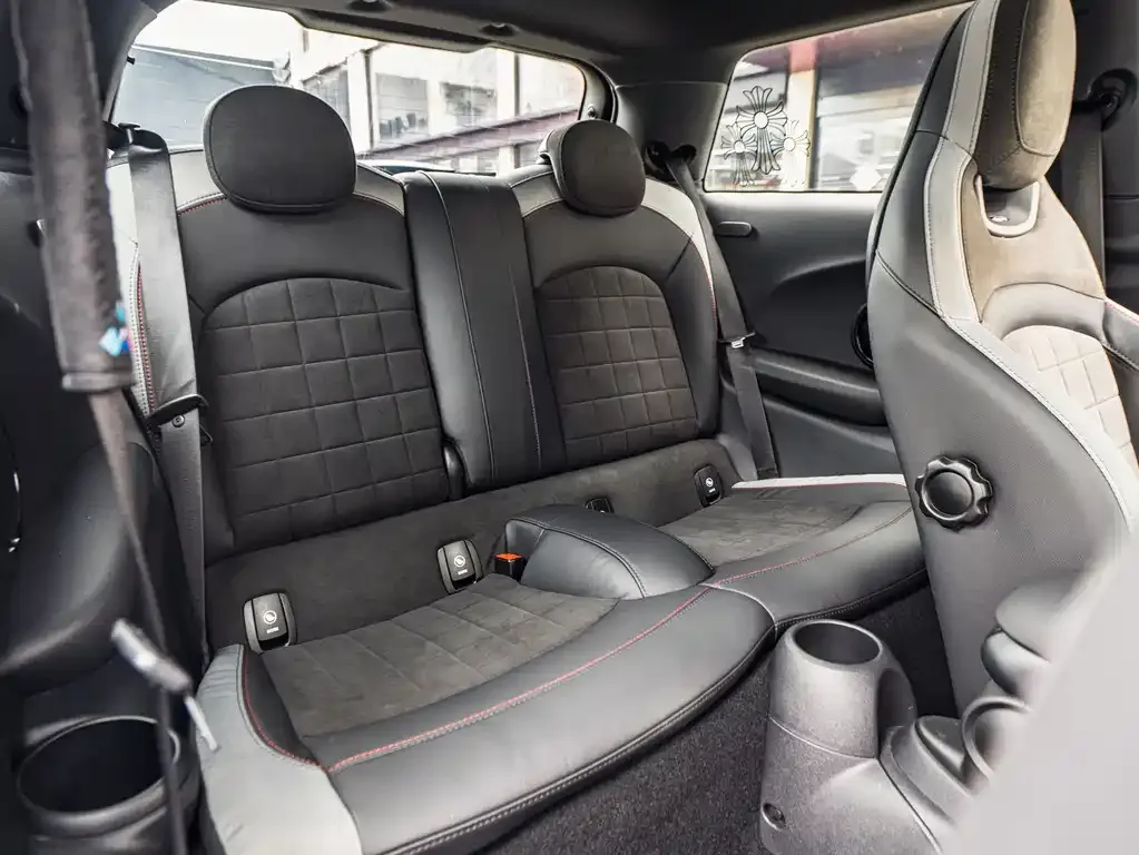 MINI JCW (John Cooper Works) 2022 из CN, фото 3