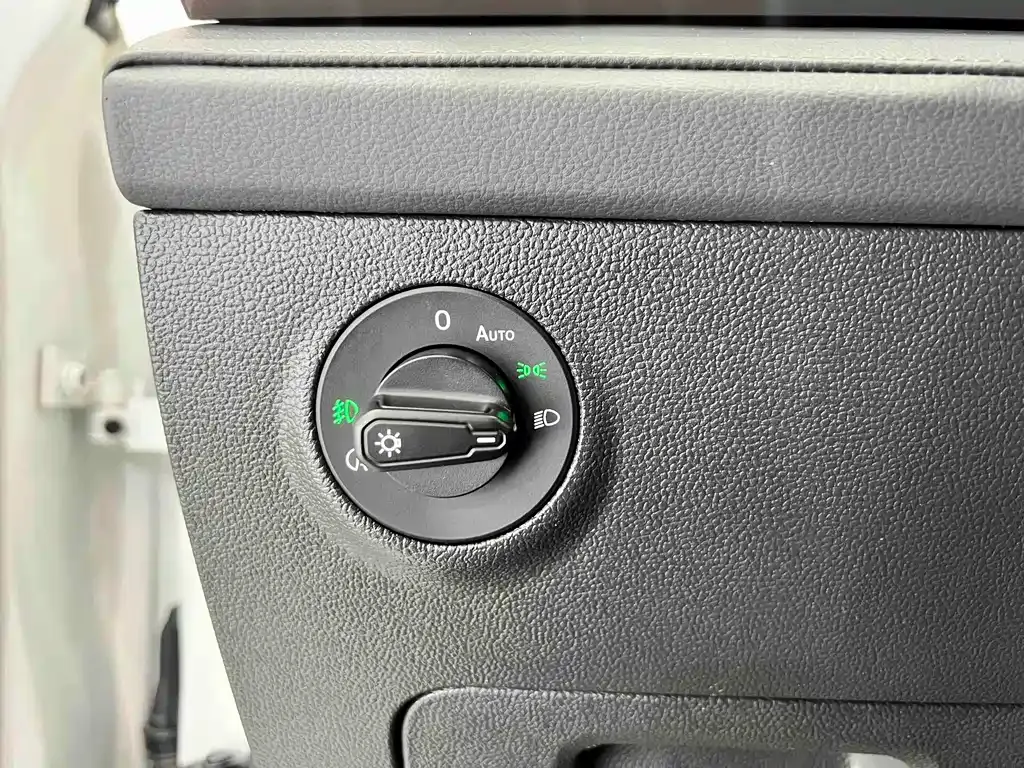 Volkswagen Tharu — фото 8