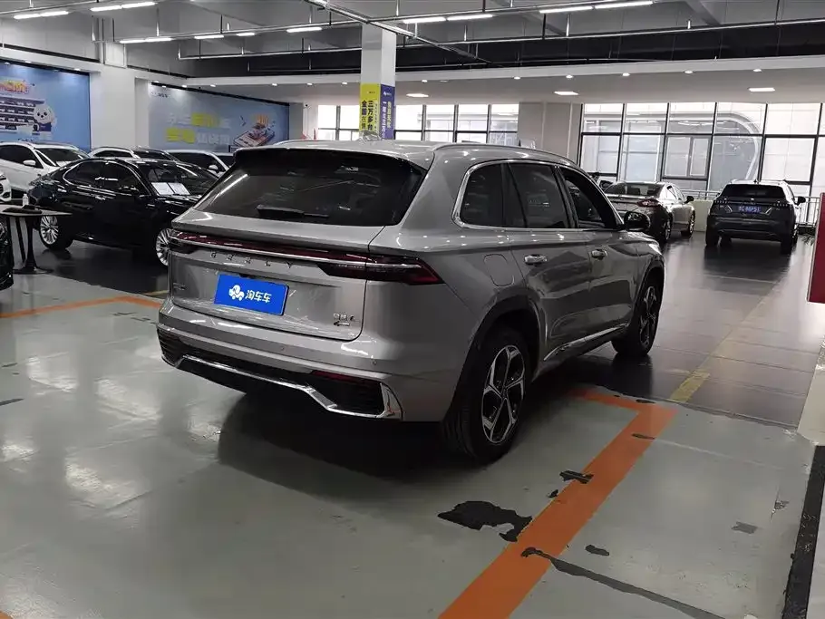 Geely Xingyue L — фото 3