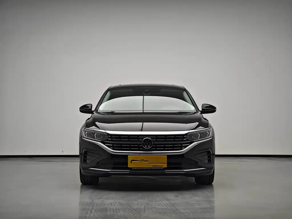 Volkswagen Passat 2023 из CN, фото 2