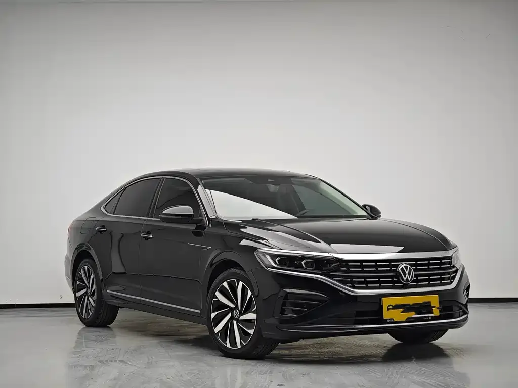 Volkswagen Passat 2023 из CN, фото 10