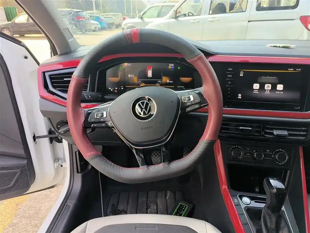 Volkswagen Polo 2024 из CN, фото 7
