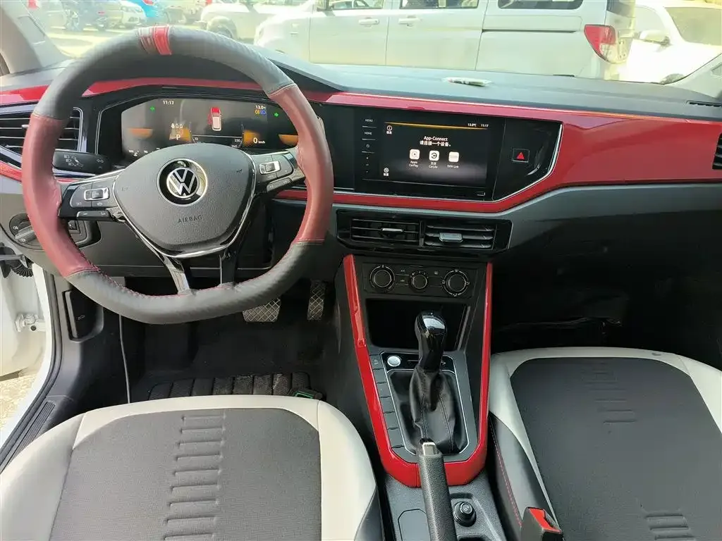 Volkswagen Polo 2024 из CN, фото 9