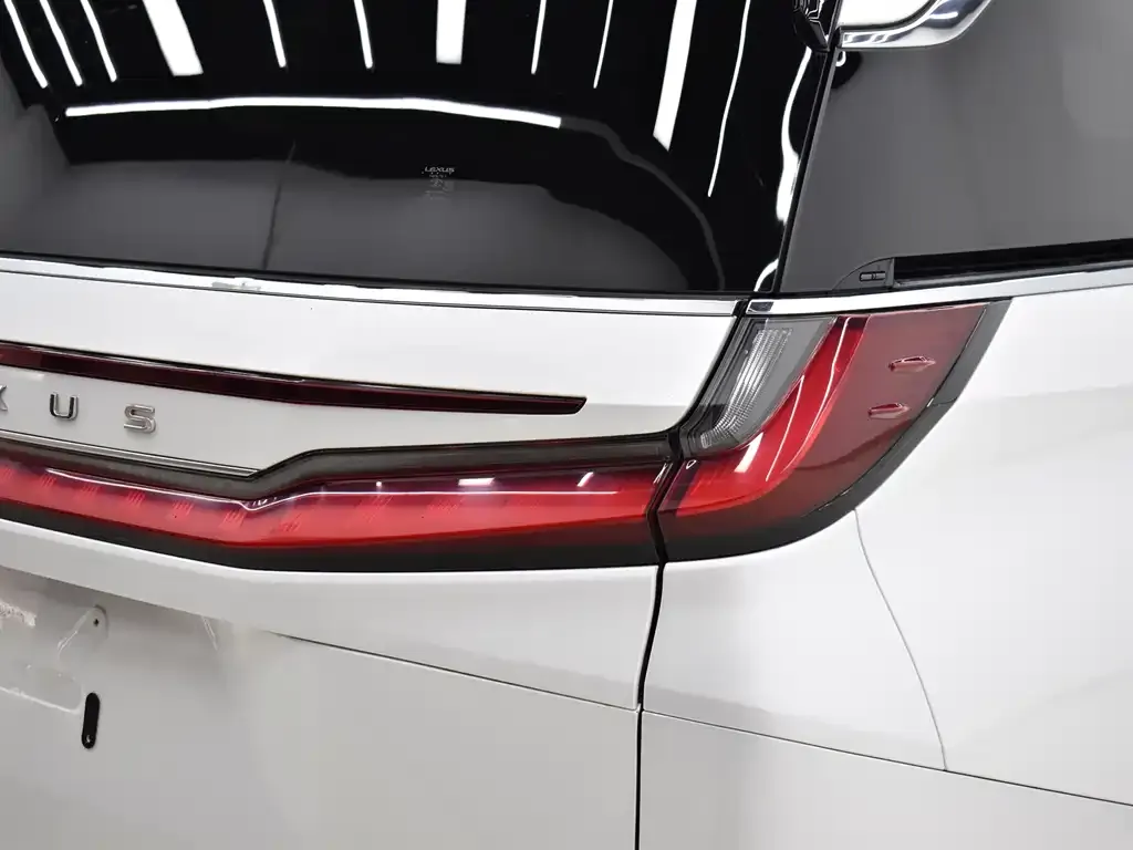 Lexus LM 2024 из CN, фото 8