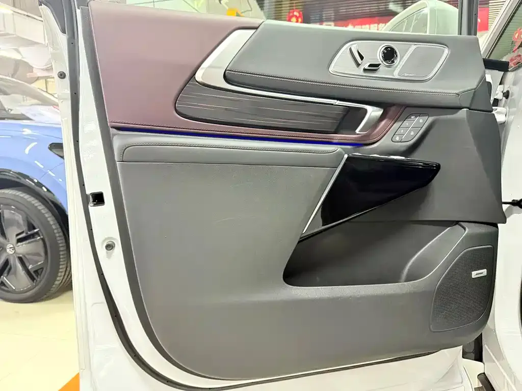 Buick Century 2024 из CN, фото 6
