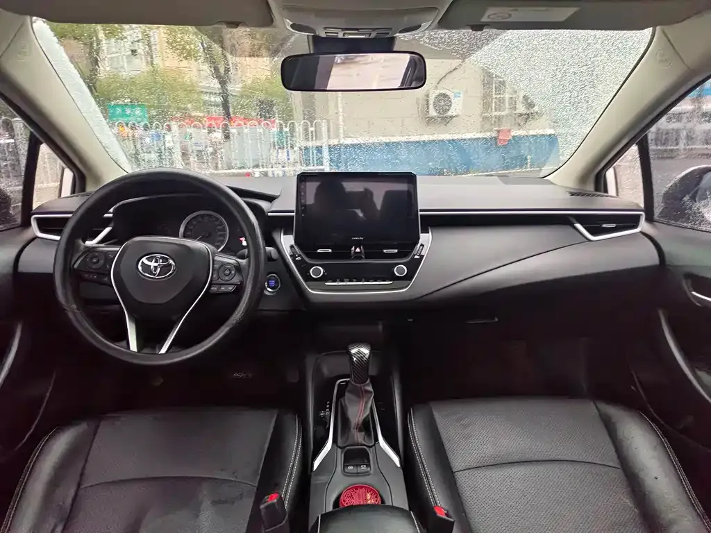Toyota Corolla 2023 из CN, фото 2