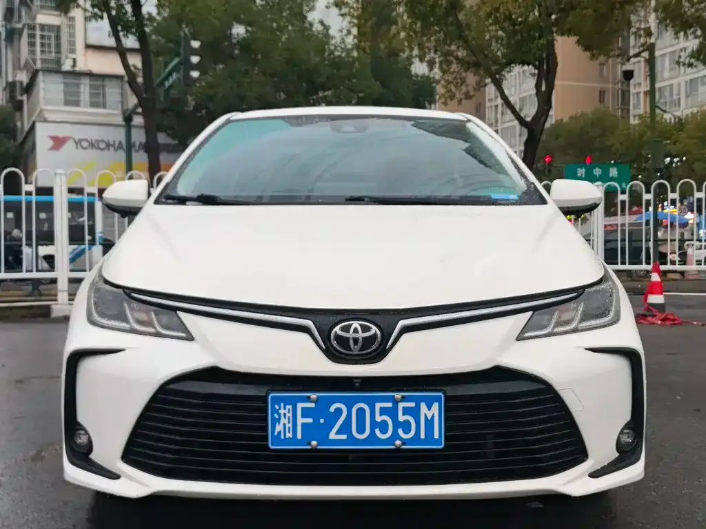 Toyota Corolla 2023 из CN, фото 4