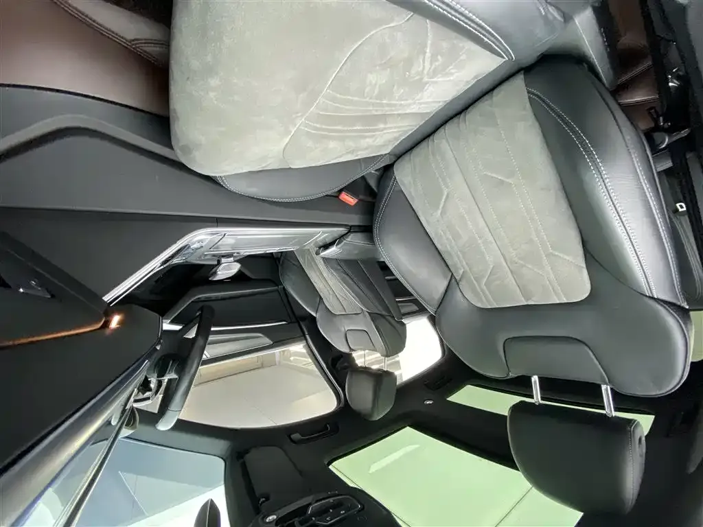 Audi A6L 2023 из CN, фото 5