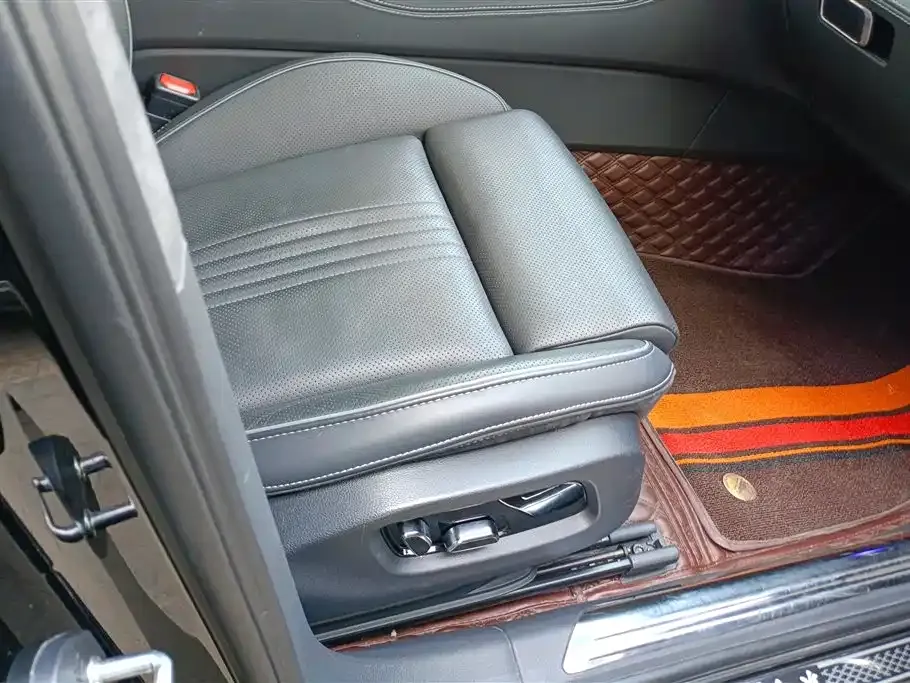 Hongqi H9 2021 из CN, фото 7