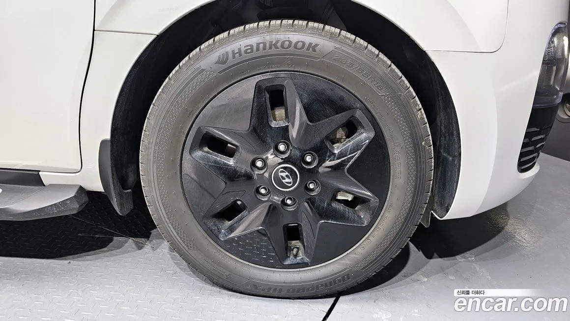 Hyundai Staria — фото 8