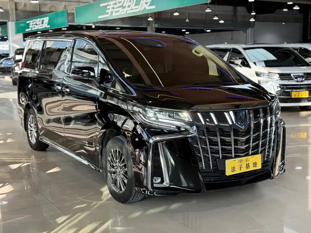 Toyota Alphard 2022 из CN, фото 7