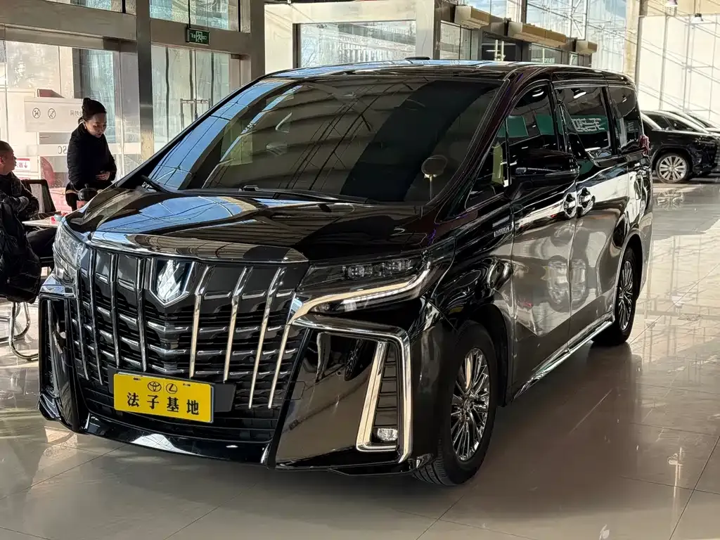 Toyota Alphard 2022 из CN, фото 10