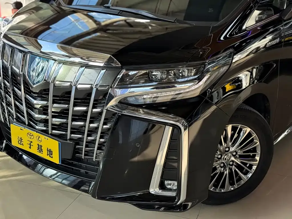 Toyota Alphard 2022 из CN, фото 6