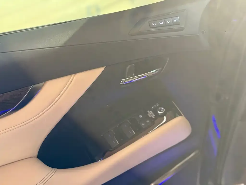 Toyota Alphard 2022 из CN, фото 2