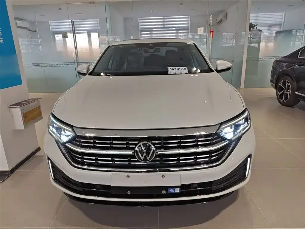 Volkswagen Sagitar 2022 из CN, фото 6
